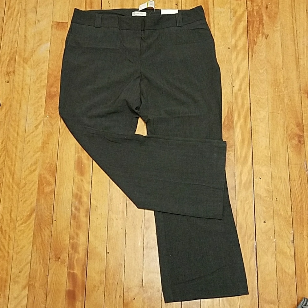 NWT Van Heusen dress pants
